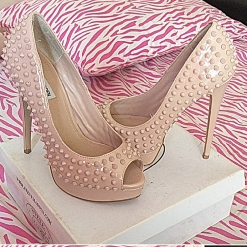 Steve madden pumps